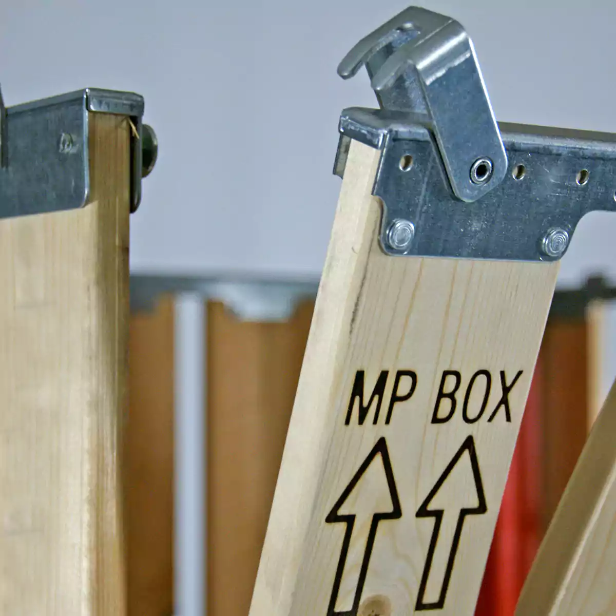 MP1210.80.F-16-1.webp MP1210.80.F 16 1